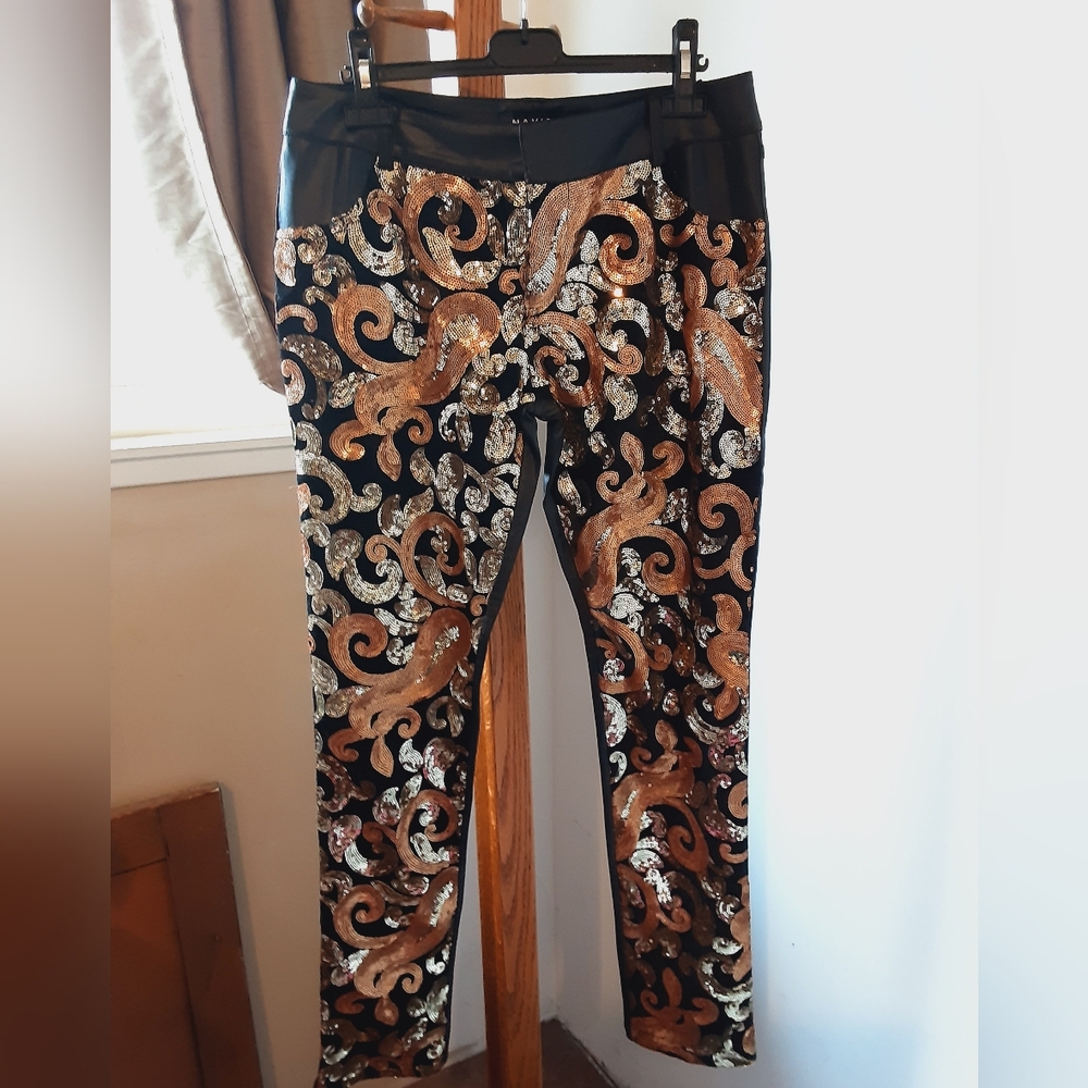 Ladies stretch sequined slim leg pant